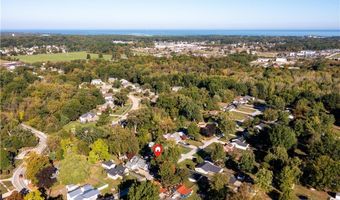 394 Long St, Amherst, OH 44001