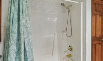 41924 N Tammi Ter, Antioch, IL 60002