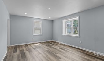 2425 AVONDALE Ave, Abington, PA 19001