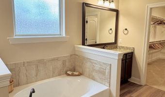 9265 Natures Trl, Biloxi, MS 39532