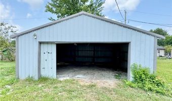 1318 W Tibbs St, Austin, IN 47102