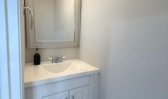 5287 BALLYCASTLE Cir, Alexandria, VA 22315