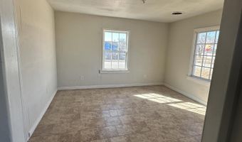 911 4th St, Abernathy, TX 79311