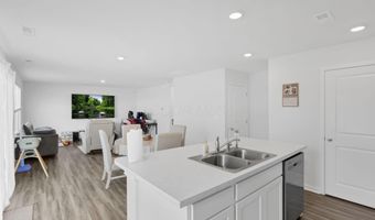 33 Cider Mill Dr, Ashville, OH 43103