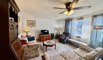 111 W Lee St, Aurora, MO 65605