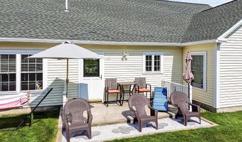 15 Fieldstone Dr, Augusta, ME 04330