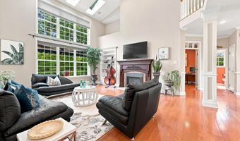 637 CHATSWORTH Dr, Ambler, PA 19002