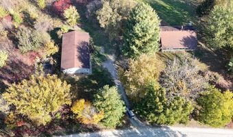 8619 N Fire Station Rd, Bloomfield, IN 47424