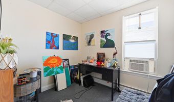 10 Pearl St, Auburn, ME 04210