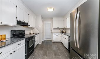 8229 Tifton Rd, Charlotte, NC 28226
