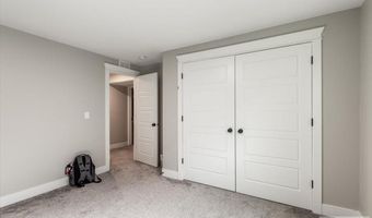 1952 47th St, Ammon, ID 83401