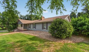 414 Holly Hills Dr, Altavista, VA 24517
