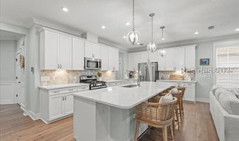 66 Slash Pine Dr, Bluffton, SC 29909