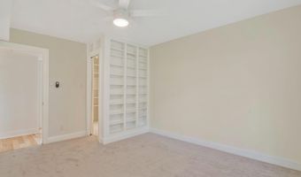 2505 ARLINGTON Blvd 102, Arlington, VA 22201