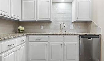 428 S Shawnee Ave, Bartlesville, OK 74003