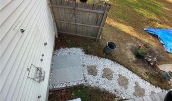 4207 S County Trl, Charlestown, RI 02813