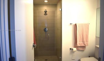 9940 W Bay Harbor Dr 6D-N, Bay Harbor Islands, FL 33154