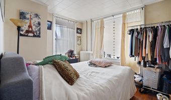300 FRIEDENSBURG Rd, Reading, PA 19606