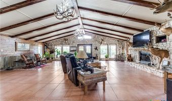 10745 Rosemar Ln, Adkins, TX 78101