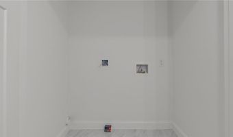 62 Orchard Ave, Johnston, RI 02919