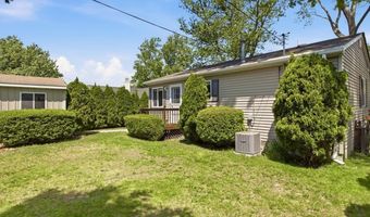 467 Dixie Blvd, Algonac, MI 48001