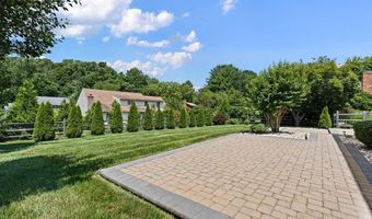 205 CLOVER Dr, Hockessin, DE 19707