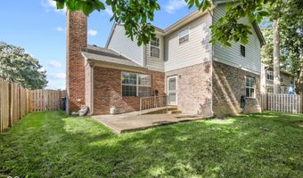 923 Stave Oak Dr, Beech Grove, IN 46107