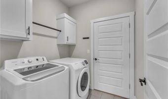 4202 Plumley Ave, Bentonville, AR 72713