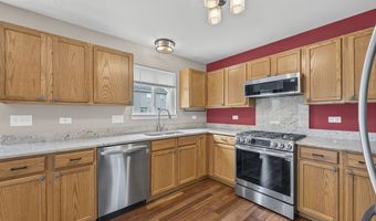996 Timber Lake Dr, Antioch, IL 60002