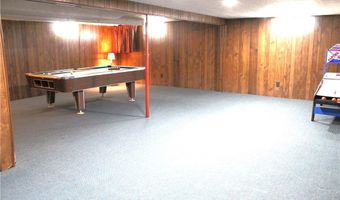 61 Caesar Blvd, Amherst, NY 14221