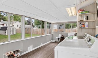 1215 Rosedale St, Alma, MI 48801