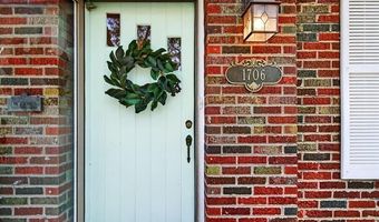 1706 Johnstone Ave, Bartlesville, OK 74003