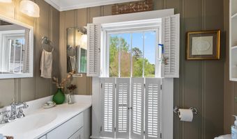417 S MAIN St, Berlin, MD 21811