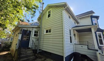 513 N Broad St, Adrian, MI 49221