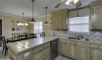 204 Holmar Dr, Brandon, MS 39047