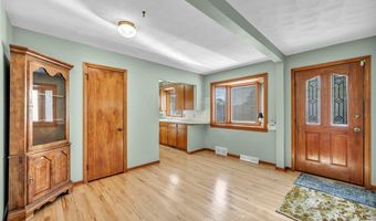 154 Walnut Dr, Amherst, OH 44001