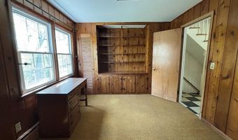 4 Noonan Ln, Albany, NY 12209