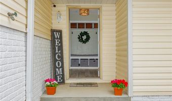 2515 E Primrose Ln, Altamont, IL 62411