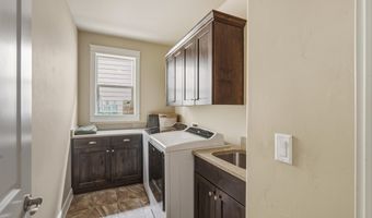 60414 Hedgewood Ln, Bend, OR 97702