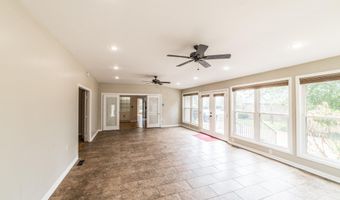 14767 Woodland Rd, Athens, AL 35613