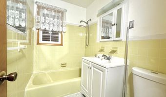 57 ISABELLA Ave, Bayonne, NJ 07002
