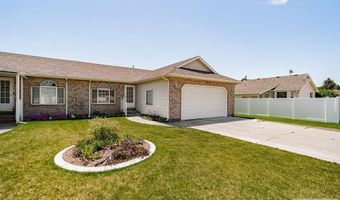 2930 Courtyard Cir, Ammon, ID 83406