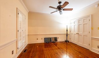 2714 Dover Ln, Albany, GA 31721