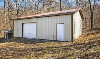 8923 E Sassafras Rd, Bloomfield, IN 47424