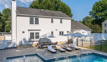 34 Green Meadow Blvd, Middletown, NJ 07748