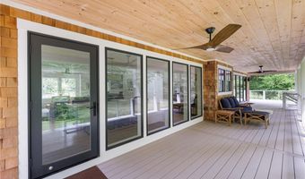 31 Wright Ln, Jamestown, RI 02835