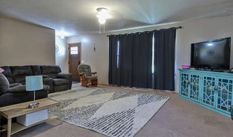 230 8th St, Adams, NE 68301