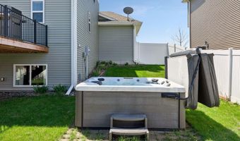 15711 Fair Hill Way, Apple Valley, MN 55124