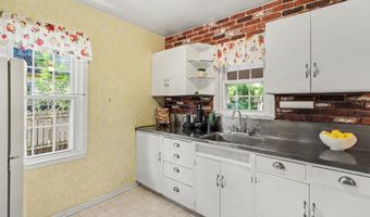 711 Linda Vista St, Ann Arbor, MI 48103