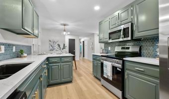 109 Aaron Dr, Andover, KS 67002